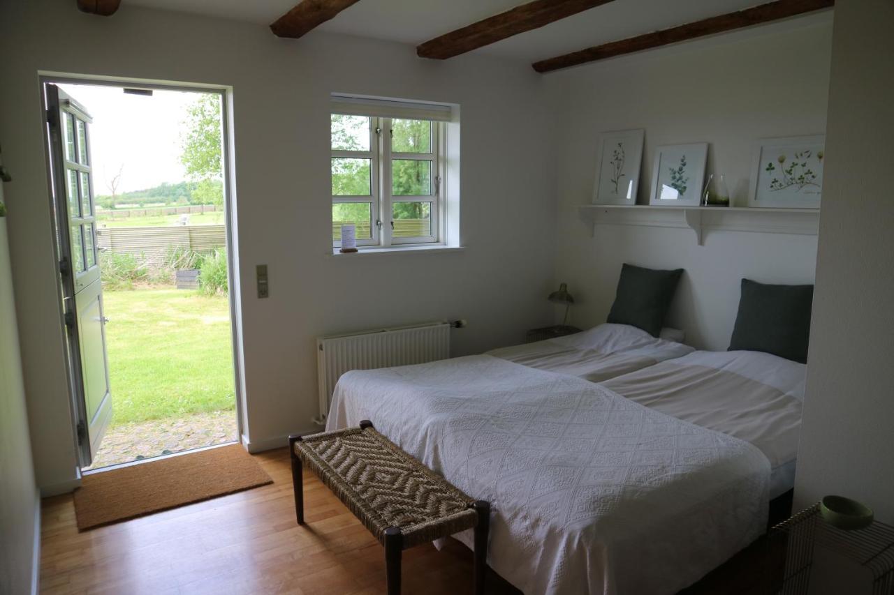 Birkelygaard Bed & Breakfast Hårby Eksteriør bilde