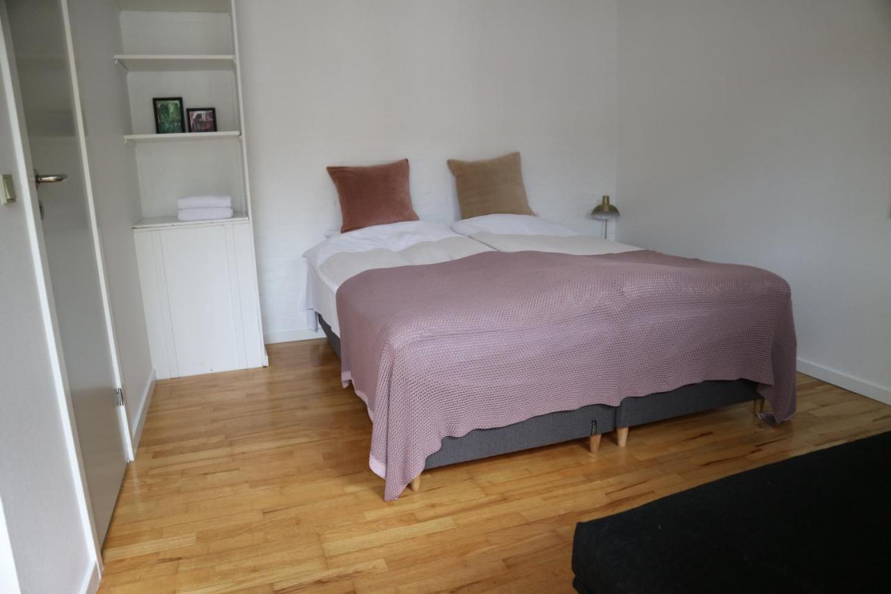 Birkelygaard Bed & Breakfast Hårby Eksteriør bilde